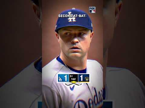 Luis Lara went down swinging his first AB, but then came up clutch ⚾️ #luislara #brewers #nlcs #mlb